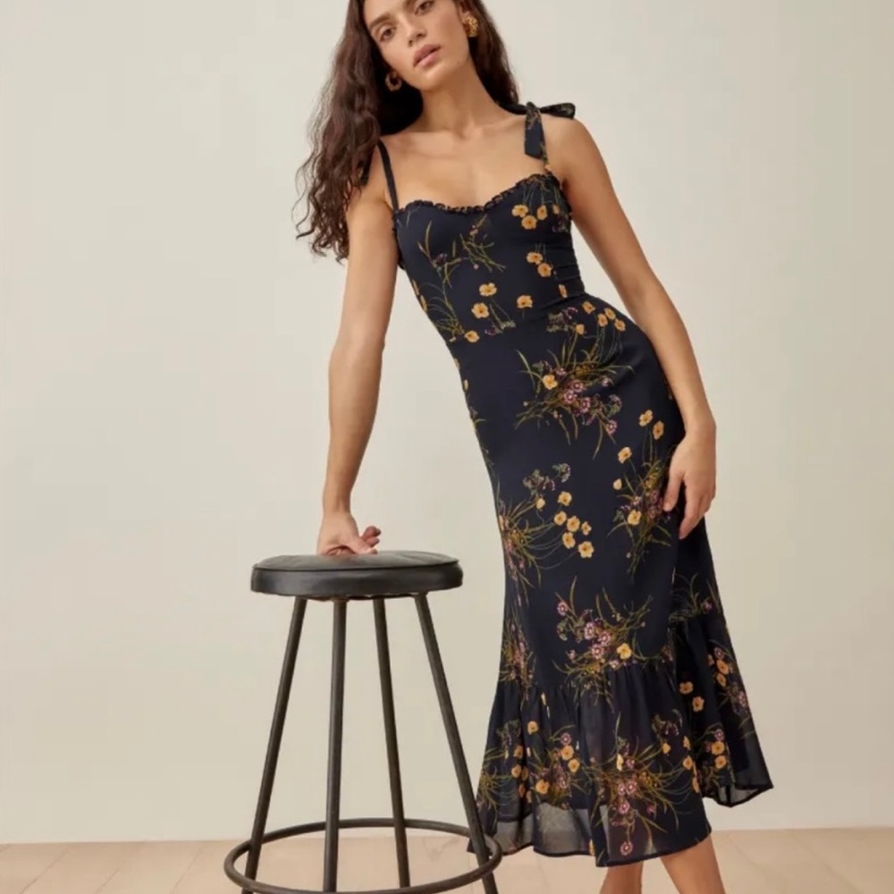 Reformation Nikita Dress Sz 6 Mademoiselle Dark Navy Blue Floral